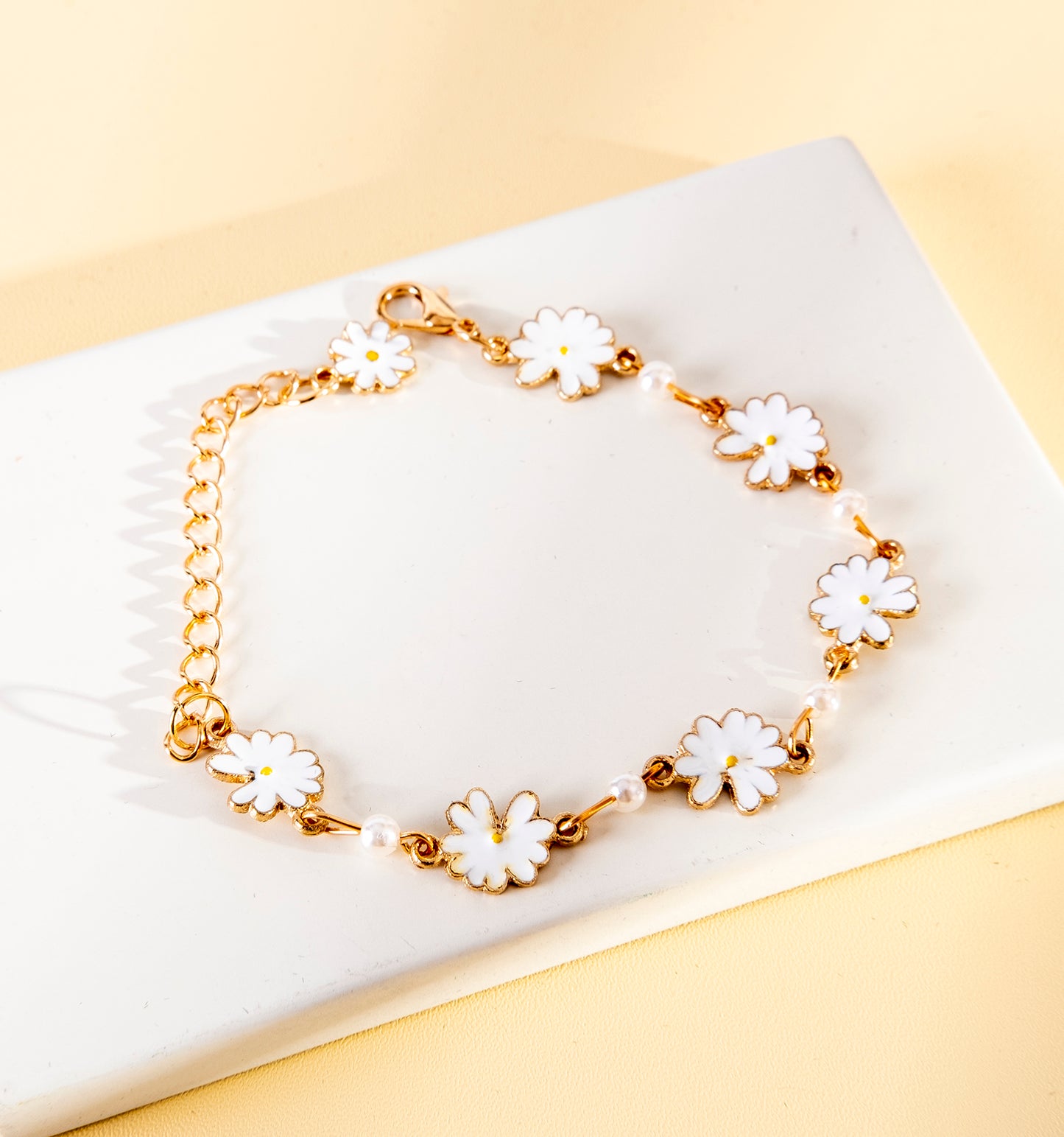 Daisy Flower Bracelet for Women
