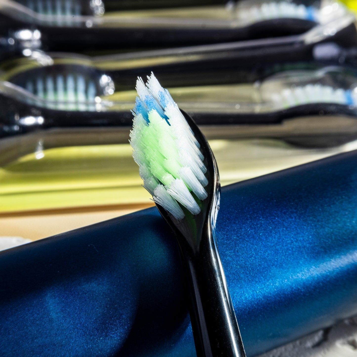 Set of two third-party replacement toothbrush heads compatible with Philips Sonicare, designed for effective cleaning.