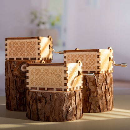 Engraved Vintage Hand Cranked Wooden Music Box - fabufabu design store
