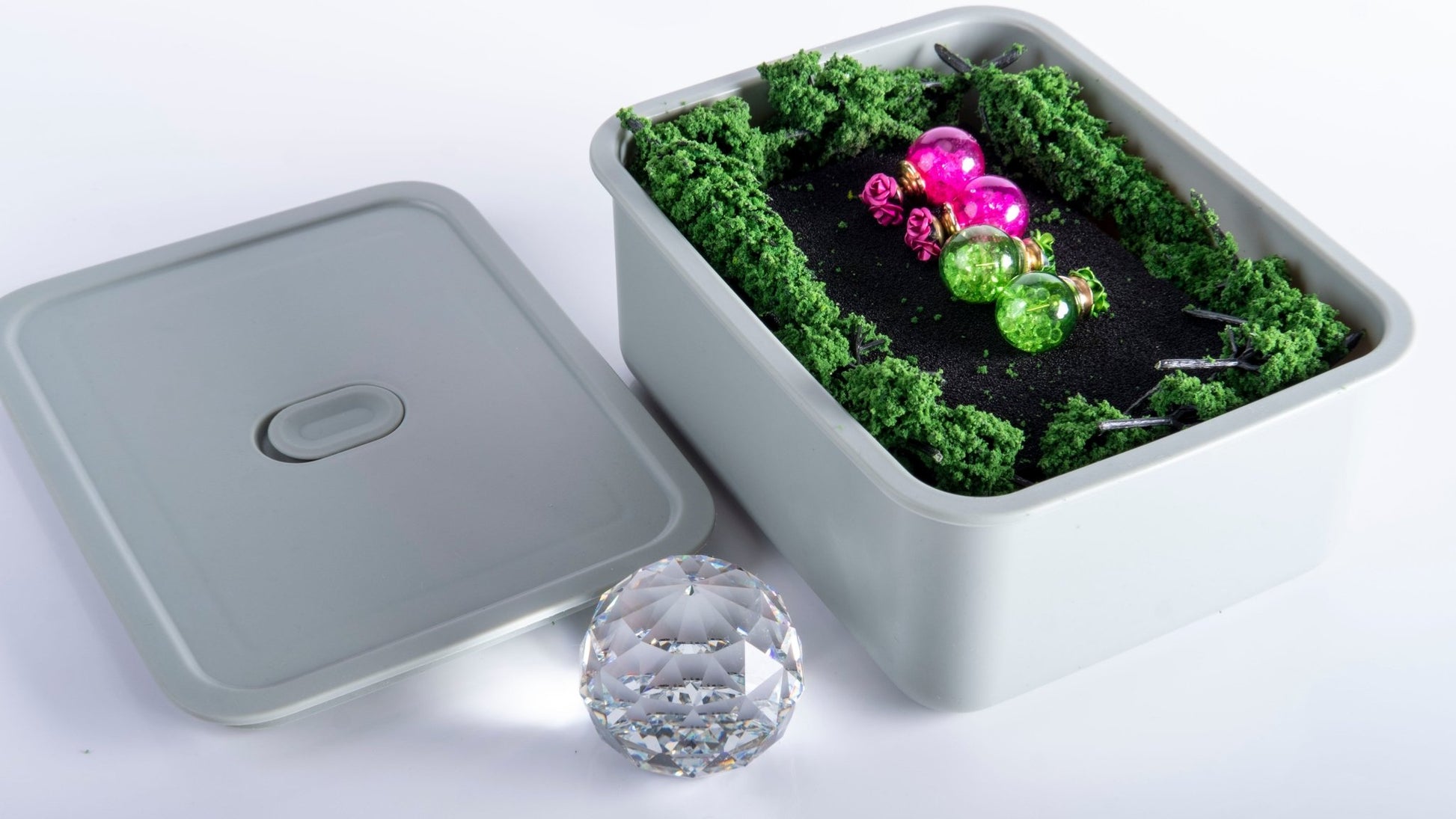 Fabufabu 2paks Small Plastic Storage Containers With Dust - proof silicone design - fabufabu design store