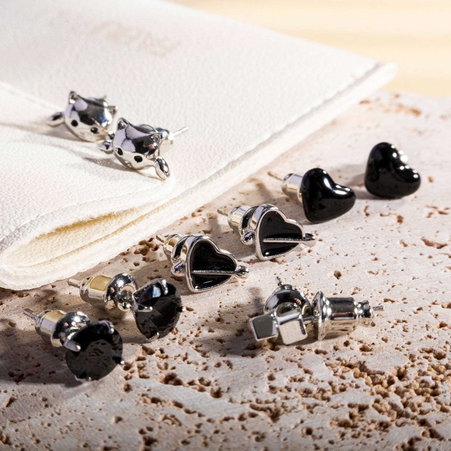 Fabufabu Copper Pure Black Cat & Heart Earrings 5 Pairs set - fabufabu design store