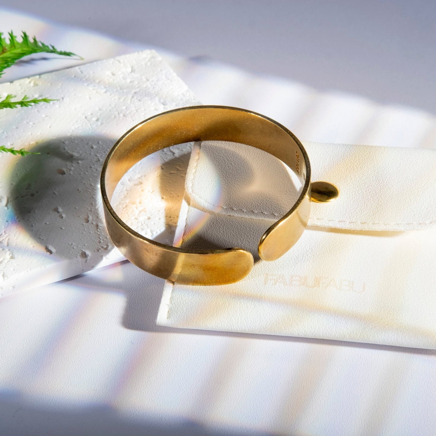 Men Raw Brass Open Bangle - fabufabu design store