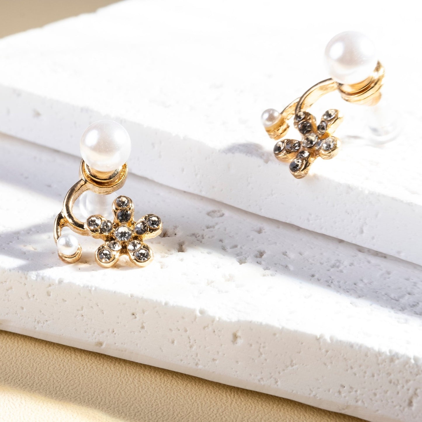 Pearl - Flower Style Earrings - fabufabu design store