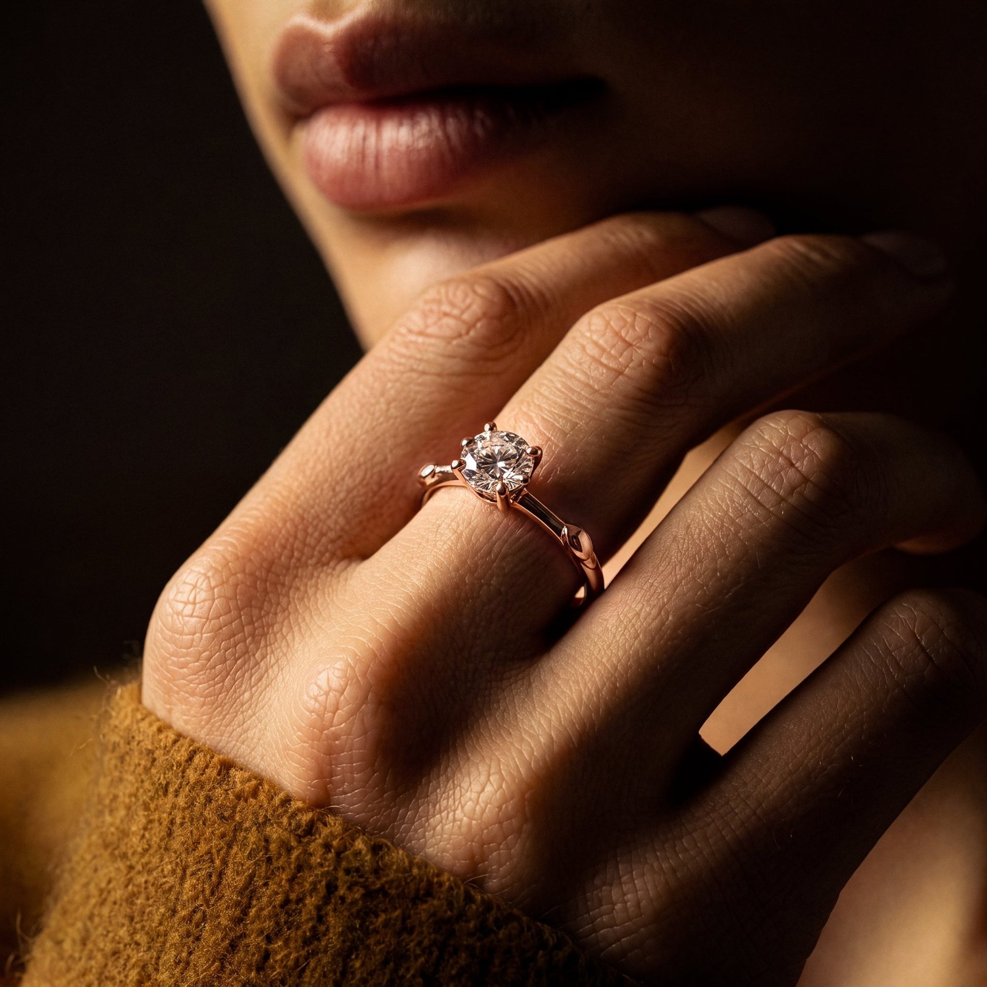 Solitaire Moissanite Heart-to-Heart Ring - fabufabu design store