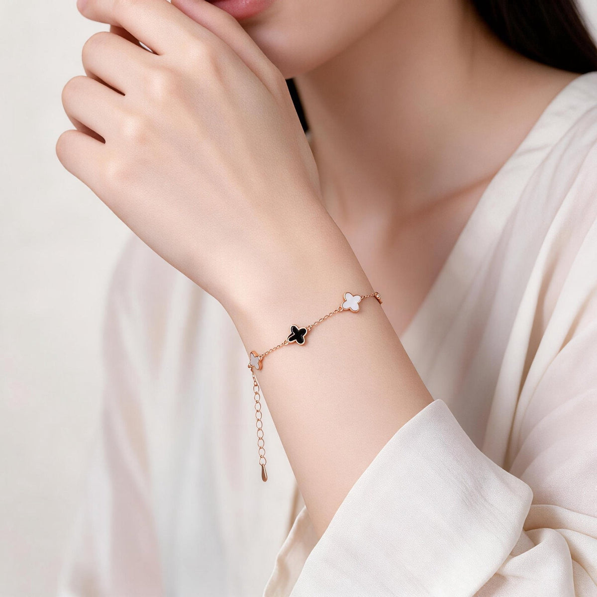 Sterling Silver 4-leaf clover Charm Bracelet - fabufabu design store